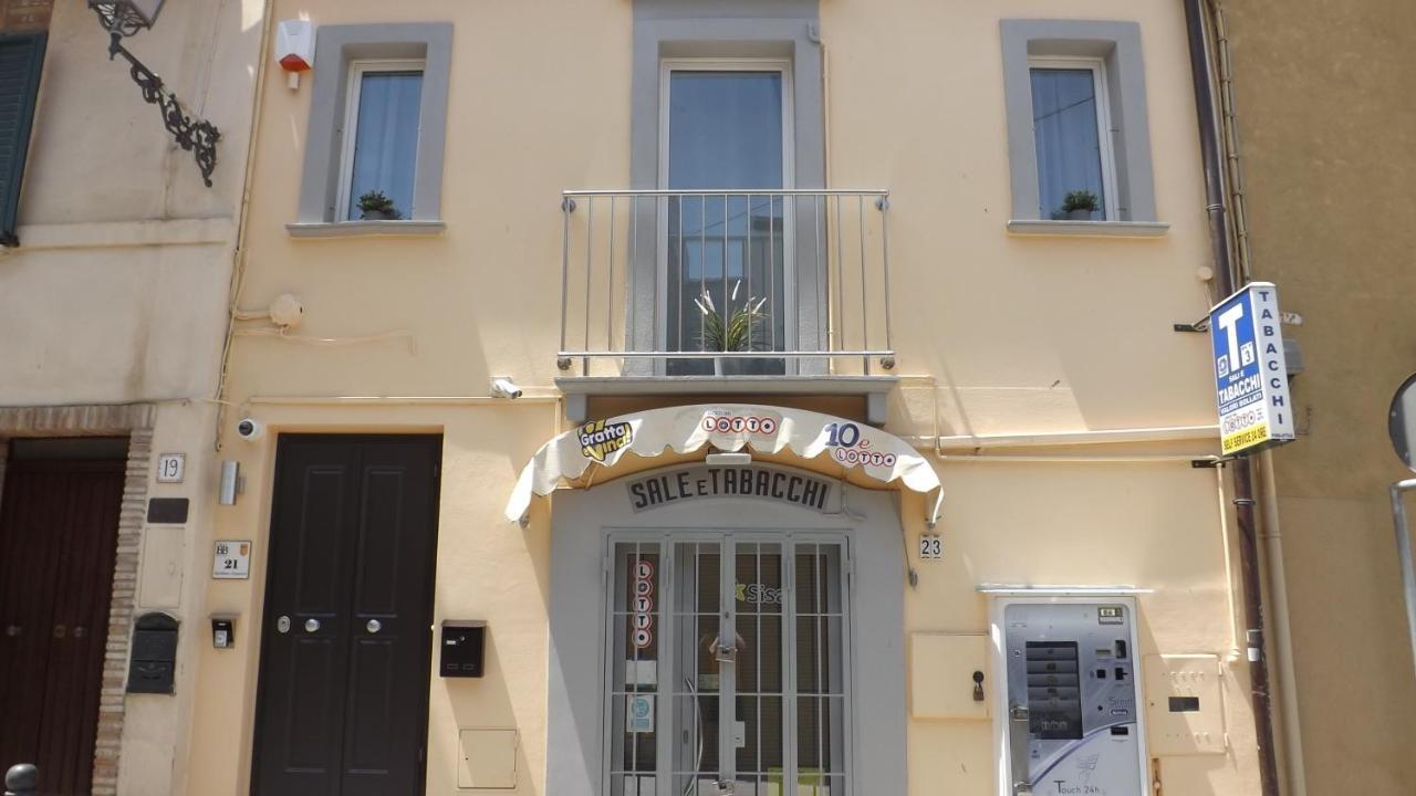 B&B Residenza Aragonese 瓦斯托 外观 照片
