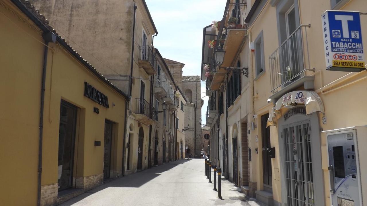 B&B Residenza Aragonese 瓦斯托 外观 照片