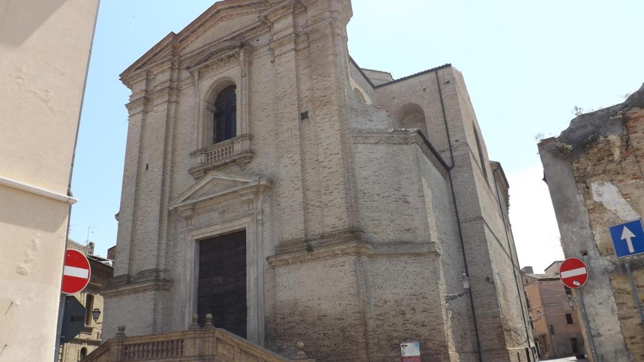 B&B Residenza Aragonese 瓦斯托 外观 照片