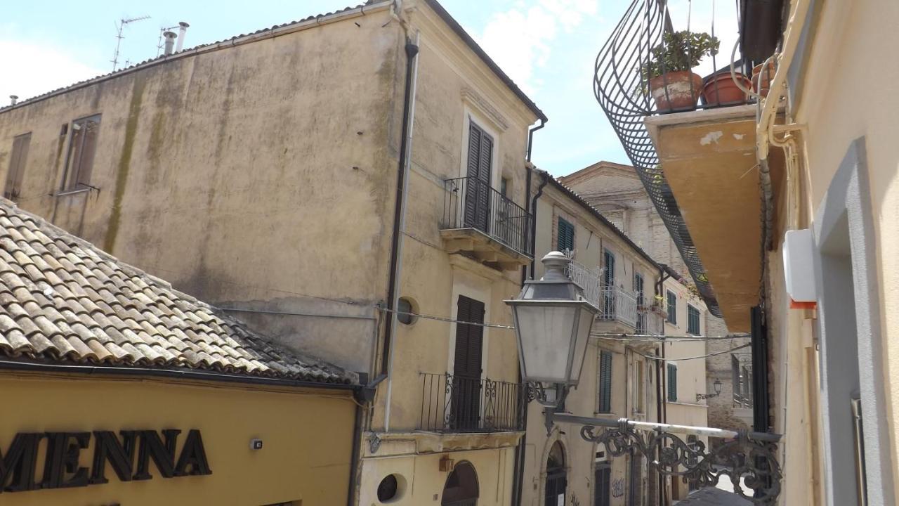B&B Residenza Aragonese 瓦斯托 外观 照片